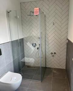 کابین دوش پاکدوش کابین دوش پاکدوش